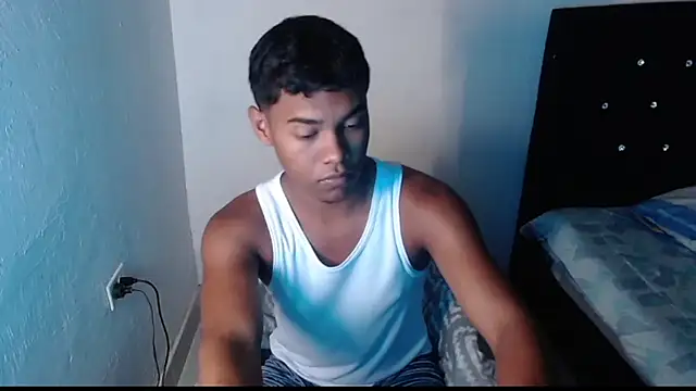 Jampier sexyboy online show from March 12, 2025, 12:42 am