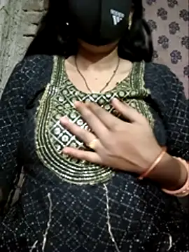 Sexyradha  online show from April 18, 2026, 7:18 pm