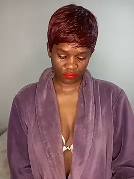 Missvixen81 online show from June 10, 2026, 4:45 am