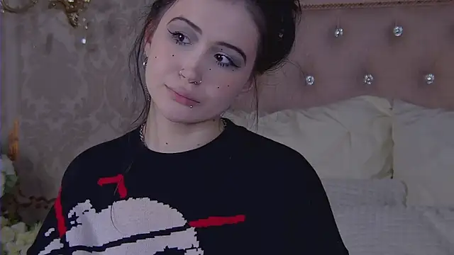 Snapshot of HeatherSweet_ chatting on June 7, 2026, 7:28 pm HeatherSweet online show from June 7, 2026, 7:28 pm