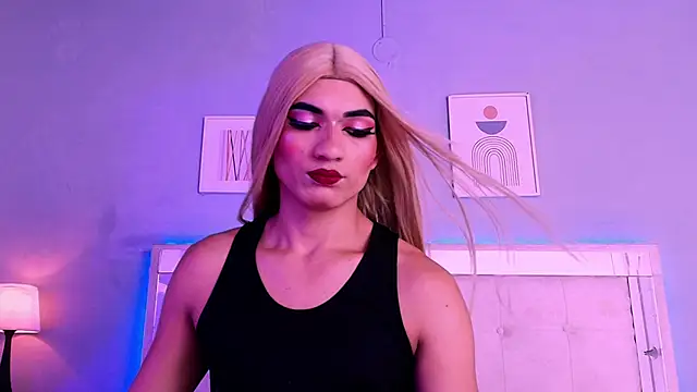 Emily Castillo 1 online show from September 13, 2025, 4:34 am