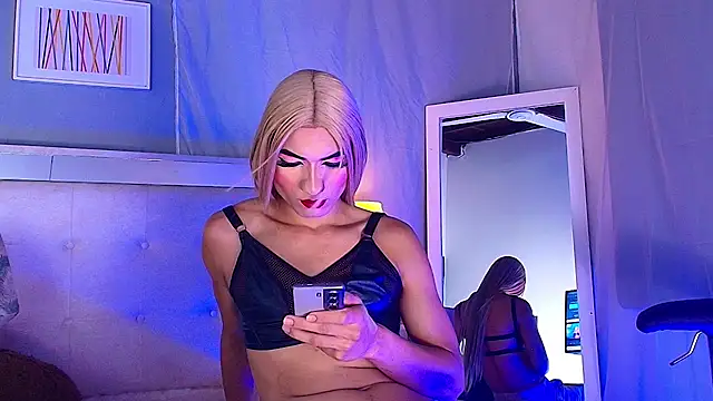 Emily Castillo 1 online show from February 7, 2026, 5:11 am