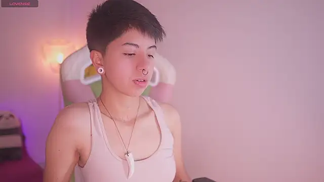 tommy blue online show from November 13, 2025, 12:26 pm