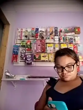 Snapshot of viviksmel chatting on May 22, 2026, 5:29 pm viviksmel online show from May 22, 2026, 5:29 pm