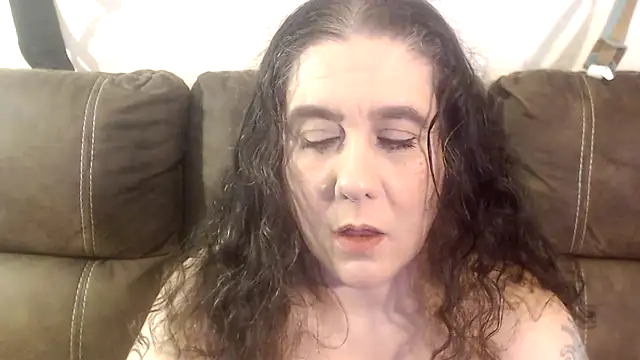 Dreaming Of Blue online show from January 11, 2026, 12:15 am