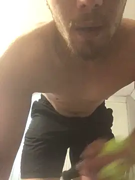 Snapshot of Donnydon79 chatting on September 27, 2025, 12:32 pm Donnydon79 online show from September 27, 2025, 12:32 pm