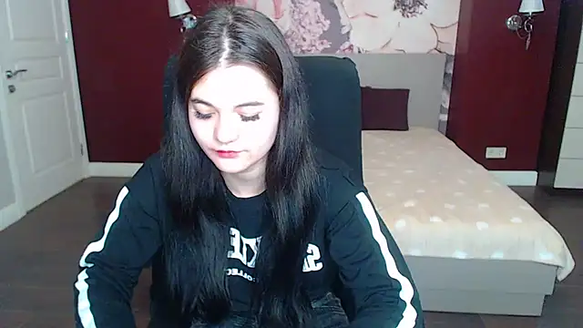 Snapshot of ElinaMils chatting on March 12, 2025, 9:34 am ElinaMils online show from March 12, 2025, 9:34 am