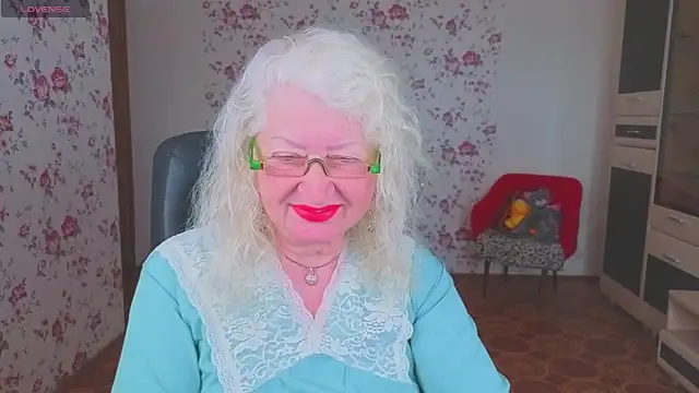 Snapshot of Maya_Mayflower chatting on May 31, 2026, 3:36 am Maya Mayflower online show from May 31, 2026, 3:36 am