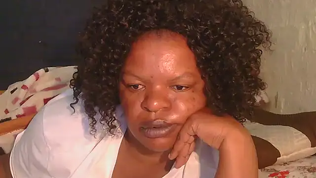 ebony rose11 online show from November 24, 2025, 4:01 am