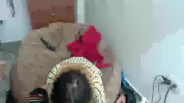 KratosAfroditacs online show from September 28, 2025, 6:46 pm