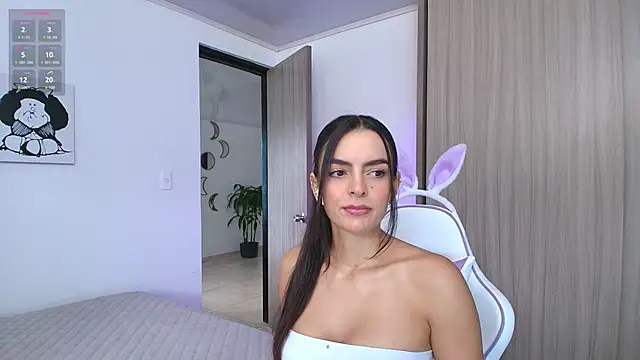 Abigail cruz online show from March 15, 2025, 6:21 pm