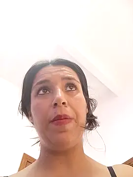 Jenny gir25 online show from December 5, 2025, 8:05 pm