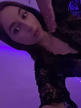 AlisaQSky online show from October 13, 2025, 3:12 pm