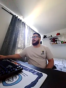 Edmund98 online show from September 27, 2025, 6:02 pm