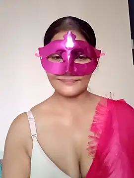 Ronak kaur online show from October 5, 2025, 5:06 am