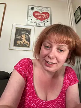 Snapshot of VeraaFlynn chatting on April 21, 2026, 11:05 am VeraaFlynn online show from April 21, 2026, 11:05 am