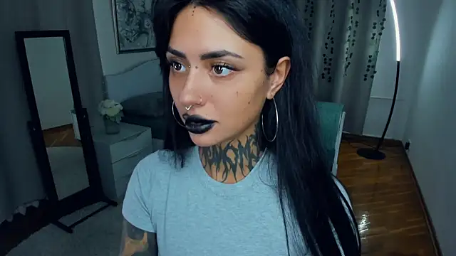 Snapshot of CharimgSabrina chatting on September 28, 2025, 6:41 am CharimgSabrina online show from September 28, 2025, 6:41 am