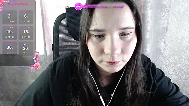 KateForLove online show from April 24, 2026, 11:12 am