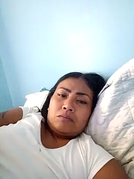 Ariana Rodriguez online show from October 26, 2025, 12:44 pm