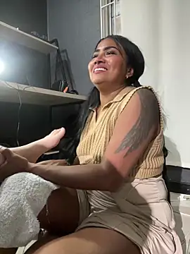 Ariana Rodriguez online show from December 23, 2025, 12:19 am