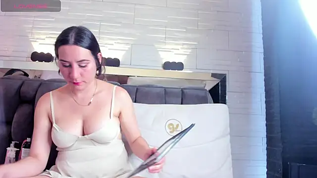 jade heartt online show from February 28, 2026, 7:15 pm