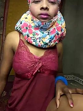 Cutesoma01 online show from February 7, 2026, 4:00 pm