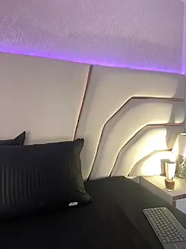 Violeta-Marquez online show from March 22, 2026, 11:46 am