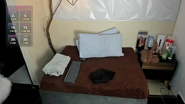 Chanel milff  online show from April 13, 2026, 12:54 pm