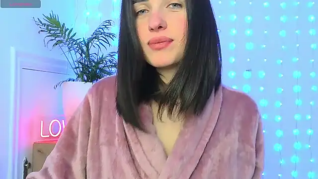 Snapshot of neferutt chatting on February 5, 2026, 4:44 pm neferutt online show from February 5, 2026, 4:44 pm