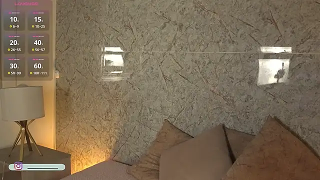 alison222  online show from March 17, 2026, 11:46 am