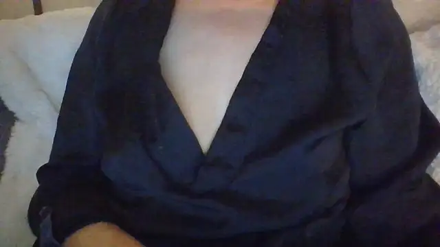 Valentinette online show from December 16, 2025, 8:25 pm