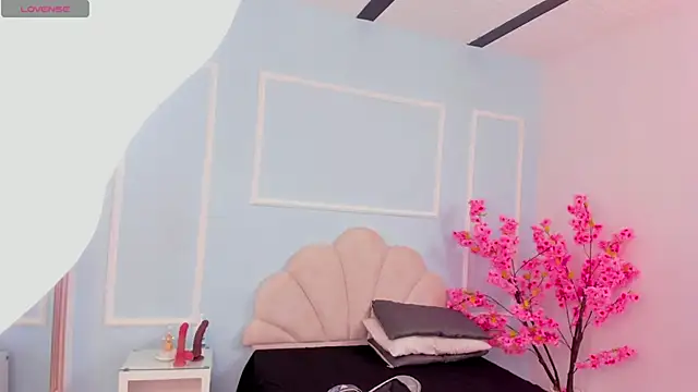 Candaceoweens online show from March 8, 2025, 7:42 pm