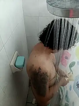 Snapshot of DocPepino chatting on April 11, 2026, 2:05 am DocPepino online show from April 11, 2026, 2:05 am