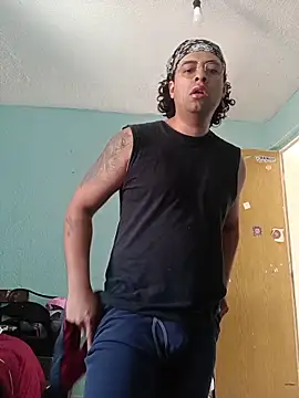 Snapshot of DocPepino chatting on April 11, 2026, 7:18 pm DocPepino online show from April 11, 2026, 7:18 pm