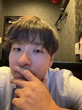 waka3232 online show from April 16, 2026, 11:11 am