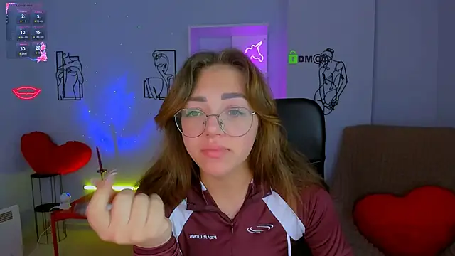 kiki swan online show from October 16, 2025, 5:41 am