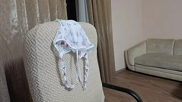 Wane Witch online show from September 14, 2025, 5:45 pm