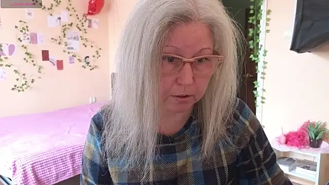 Snapshot of Wane_Witch chatting on April 26, 2026, 8:45 am Wane Witch online show from April 26, 2026, 8:45 am