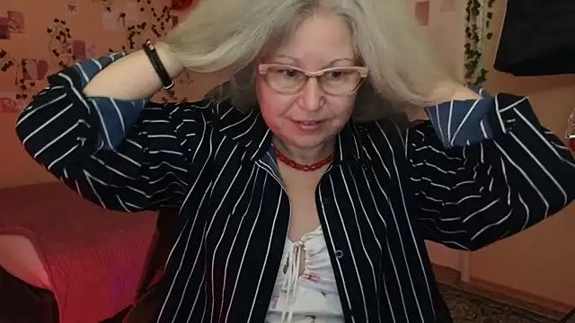 Snapshot of Wane_Witch chatting on May 3, 2026, 10:05 pm Wane Witch online show from May 3, 2026, 10:05 pm