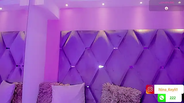 Nina Keyli online show from November 20, 2025, 8:19 pm