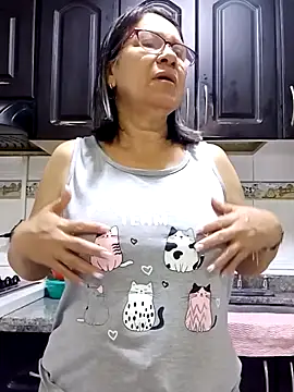 victoria wayne online show from October 18, 2025, 10:16 am