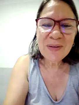 victoria wayne online show from April 2, 2026, 9:18 am