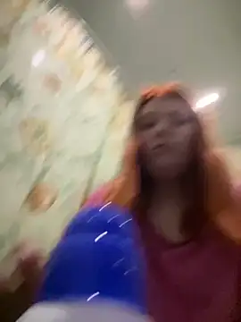 Snapshot of Dreamy_Desire chatting on March 6, 2025, 6:37 pm Dreamy Desire online show from March 6, 2025, 6:37 pm