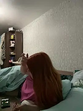 Snapshot of Dreamy_Desire chatting on March 13, 2025, 4:45 pm Dreamy Desire online show from March 13, 2025, 4:45 pm