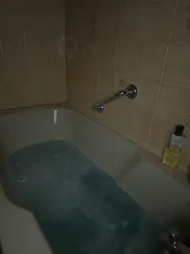  Niinaa  online show from October 18, 2025, 10:21 pm