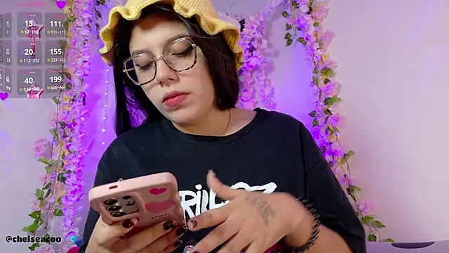 Snapshot of chelsea__coo chatting on September 26, 2025, 11:31 pm chelsea  coo online show from September 26, 2025, 11:31 pm