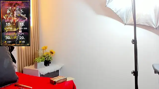 Alexa Bravva online show from September 26, 2025, 4:05 am