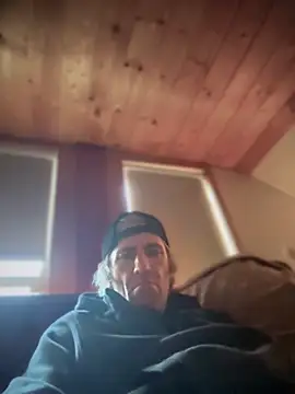 Snapshot of 6poundtown9 chatting on March 12, 2026, 5:52 pm 6poundtown9 online show from March 12, 2026, 5:52 pm