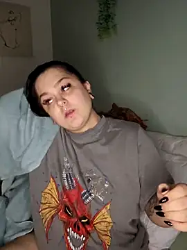 Saucy-Serenity online show from March 22, 2026, 8:01 pm