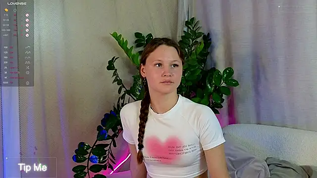 Snapshot of AmeliRoyse chatting on September 11, 2025, 5:13 pm AmeliRoyse online show from September 11, 2025, 5:13 pm